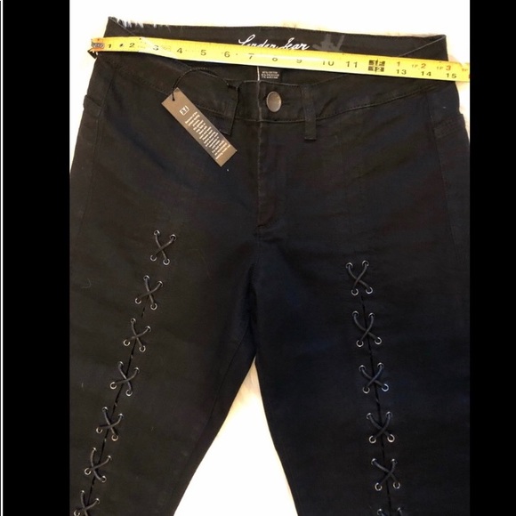 NWOT VS London Jeans black lace up front jeans-SZ 8 - Picture 5 of 6